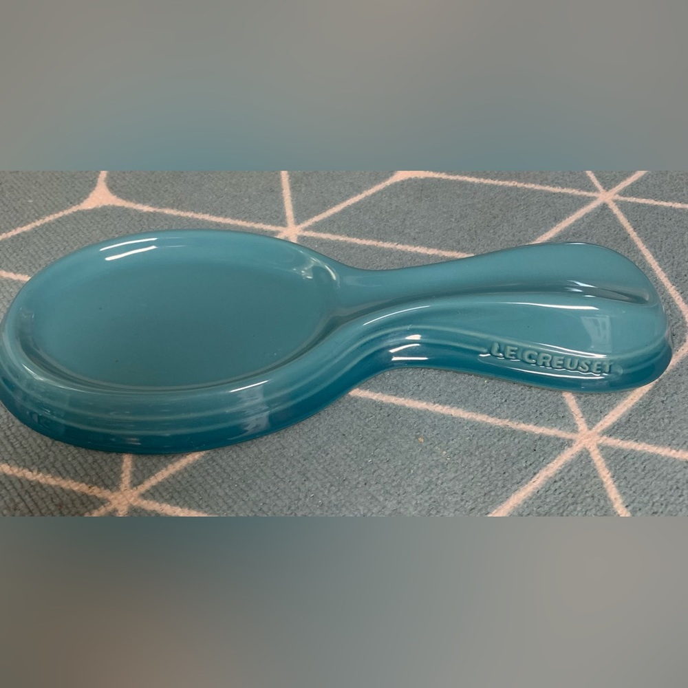 Le Creuset Carribean 10” handled spoon rest